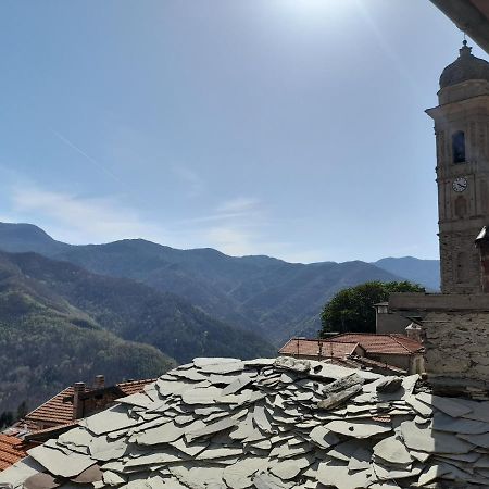 Casa Vacanze La Mezzaluna Apartment Molini di Triora Bagian luar foto