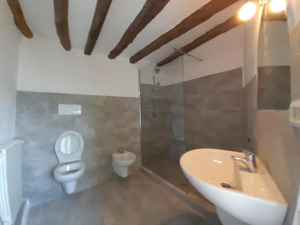 Casa Vacanze La Mezzaluna Apartment Molini di Triora Bagian luar foto