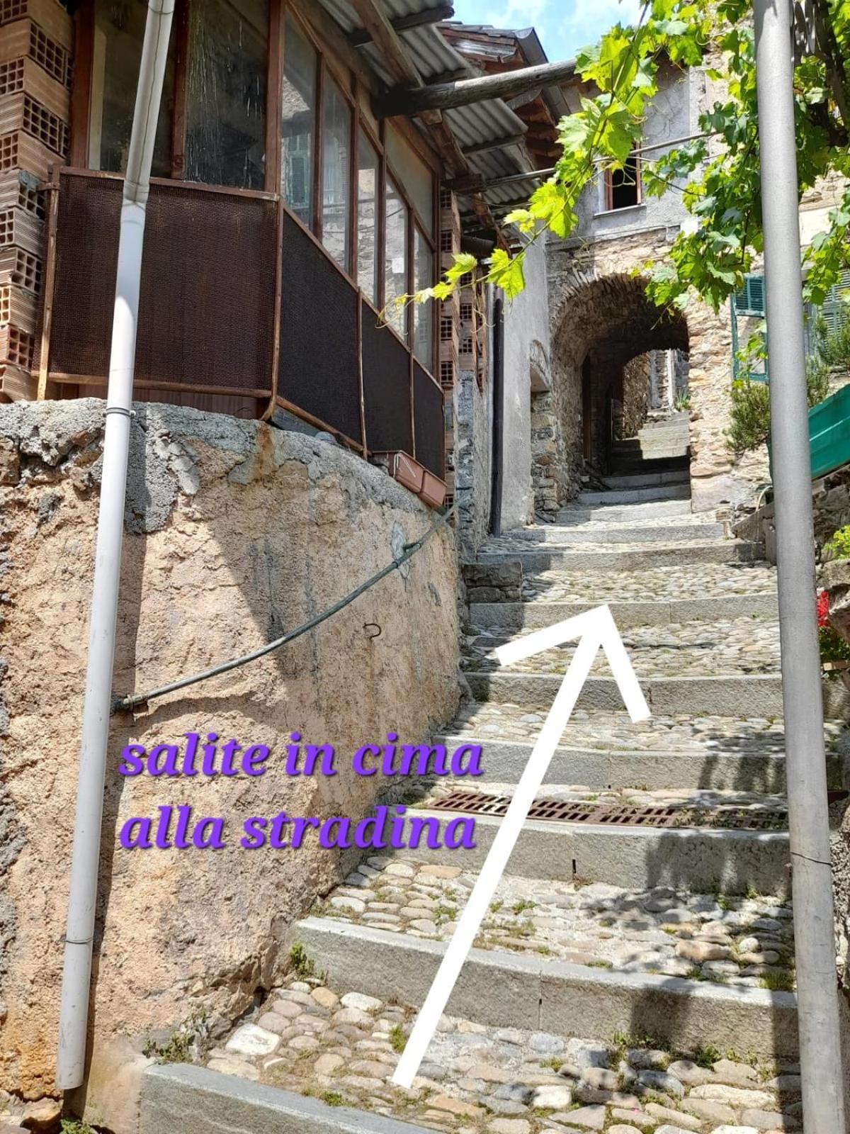 Casa Vacanze La Mezzaluna Apartment Molini di Triora Bagian luar foto